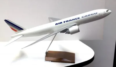Air France Maquette avion Boeing 777-F 64 cm